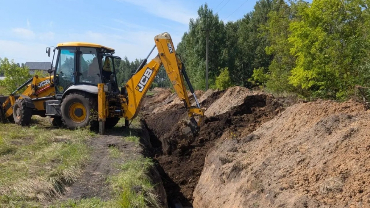 В р.п. Беково ведется капремонт более 3400 метров водопровода