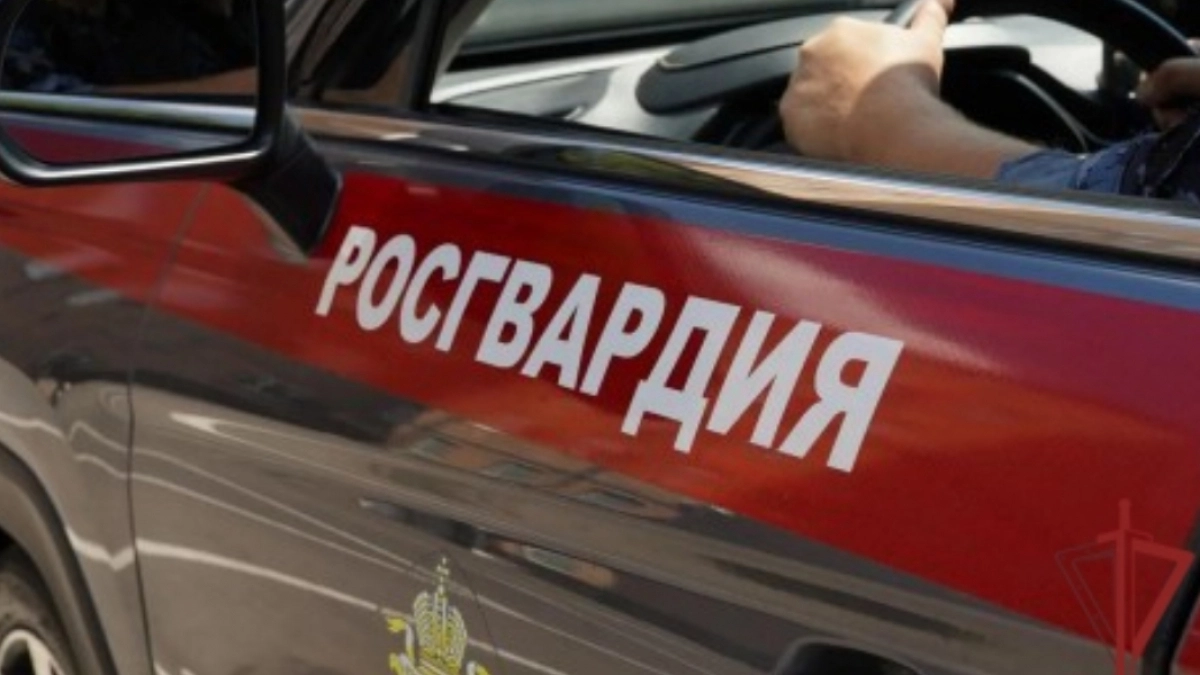 В Пензе росгвардейцы вмешались в конфликт жильцов общежития