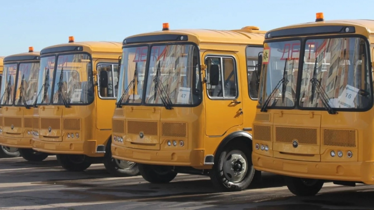 В Пензенскую область до конца года поступят более 30 новых школьных автобусов