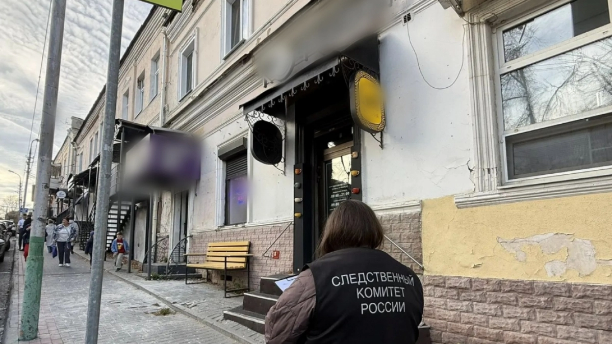 В Пензе организована проверка по факту падения фрагментов фасада здания на ул. Московской