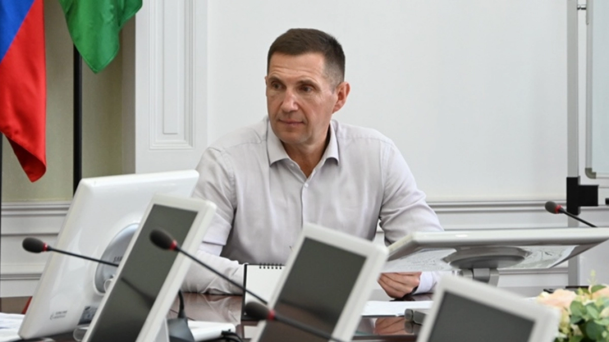 Глава Пензы поручил подготовить город к Новому году до 1 декабря