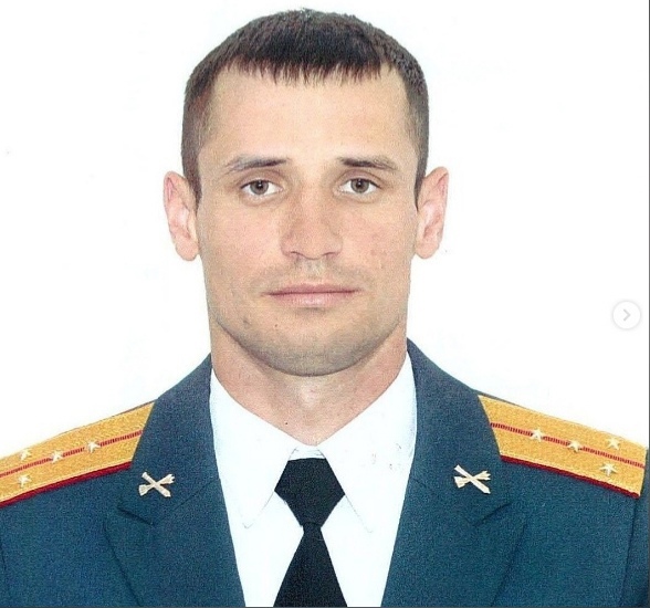 Олег Мельниченко поздравил военного из Пензы со званием Героя России