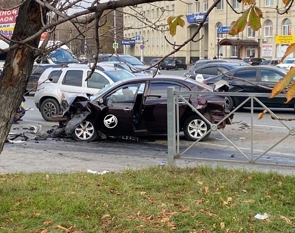 В ГИБДД рассказали о пострадавших в массовой аварии на улице Суворова в Пензе