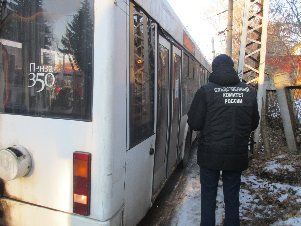 В Пензе завели уголовное дело из-за падения пассажира из троллейбуса