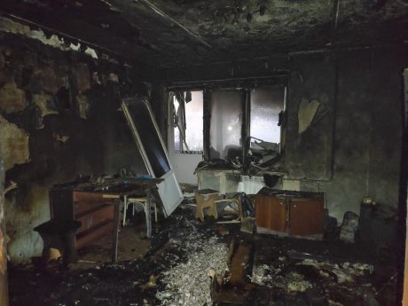 В Пензе мужчину госпитализировали после пожара на улице Аустрина