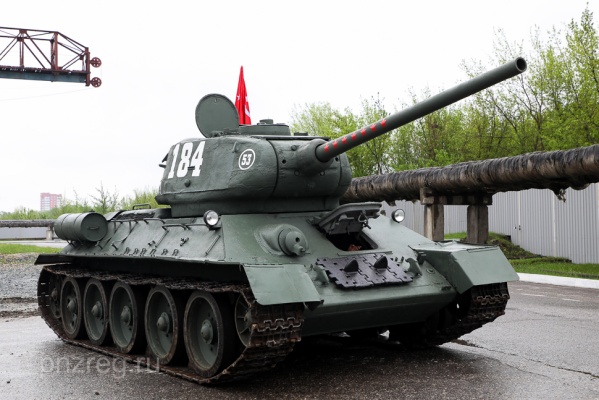 Пензенец попросил губернатора запустить танк Т-34 во время парада в День Победы