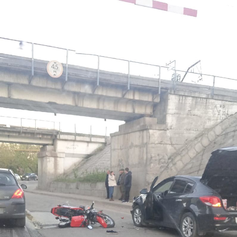 В Пензе разбился парень на мотоцикле
