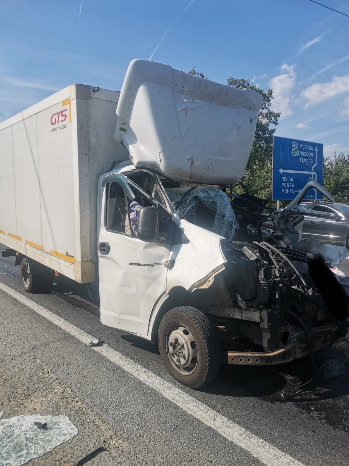 В жесткой аварии на трассе М-5 Урал в Пензенской области погиб водитель Газели