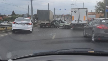 Из-за ДТП с тремя авто въезд в Терновку оказался перекрыт
