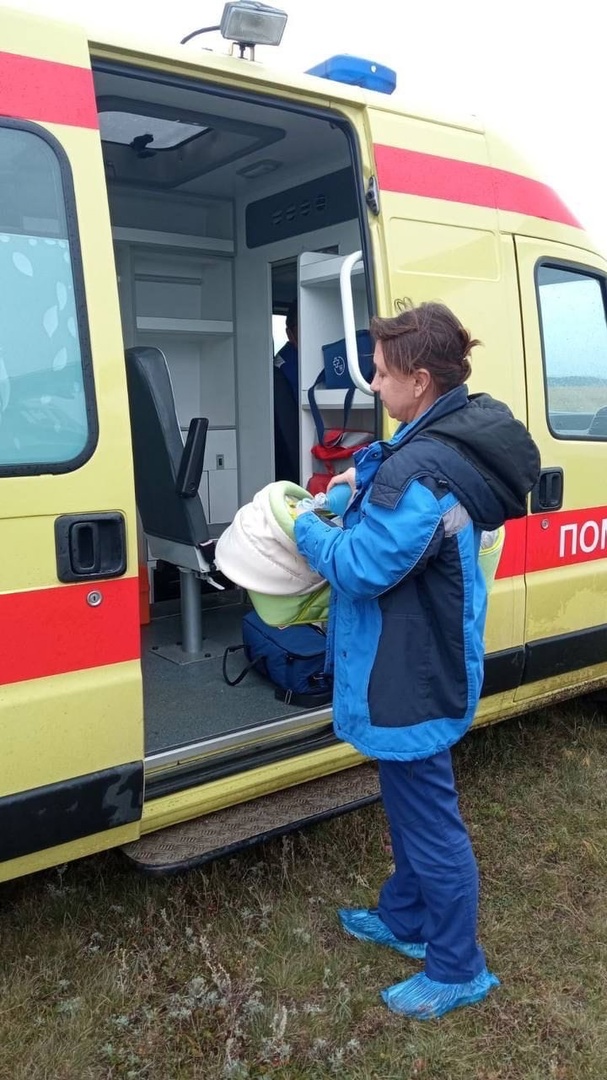 В больницу Пензы на самолете доставили новорожденного с пороком сердца из Саратова