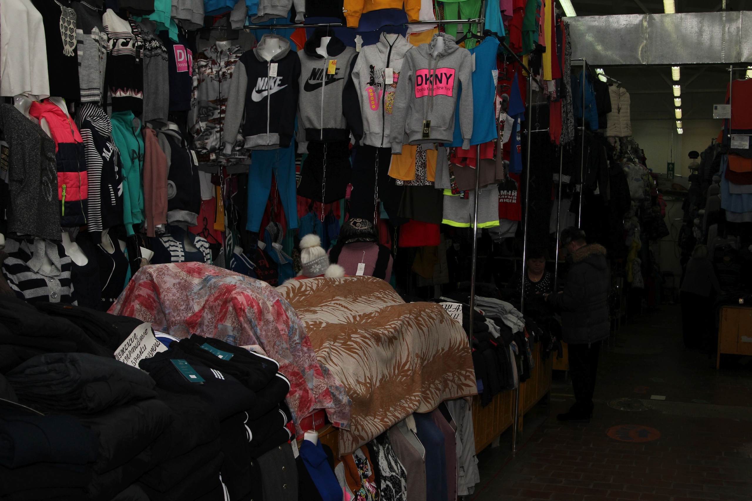 В Пензе объявили сбор теплой одежды для нуждающихся