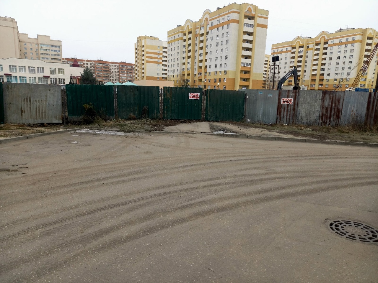 В Пензе жителям ЖК «Измайловский» перекрыли выход на улицу Антонова