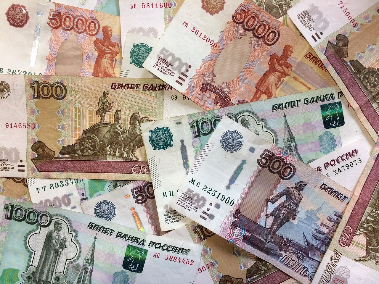 Россиянам в декабре выплатят один раз по 30 000 рублей от ПФР. Названа точная дата 