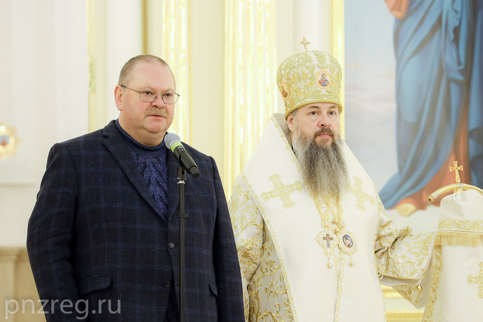 Пензенский губернатор обратился к жителям на богослужении в Спасском соборе