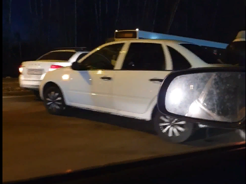 В Пензе произошло дорожно-транспортное происшествие с участием 4 машин 