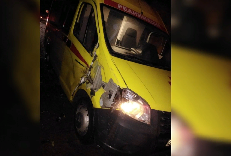 На трассе Тамбов – Пенза водитель скорой помощи попал в ДТП 