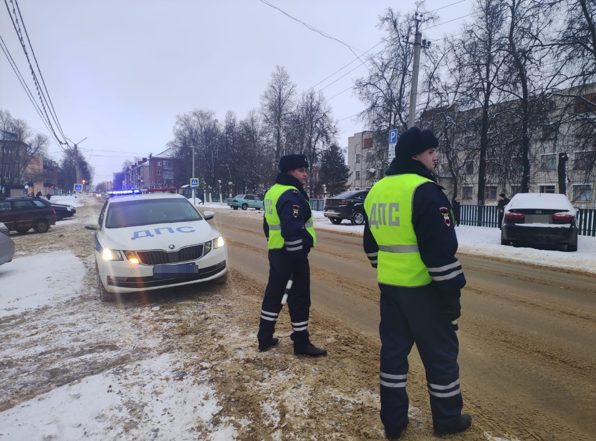 В аварии с трактором на трассе Тамбов-Пенза пострадал один человек