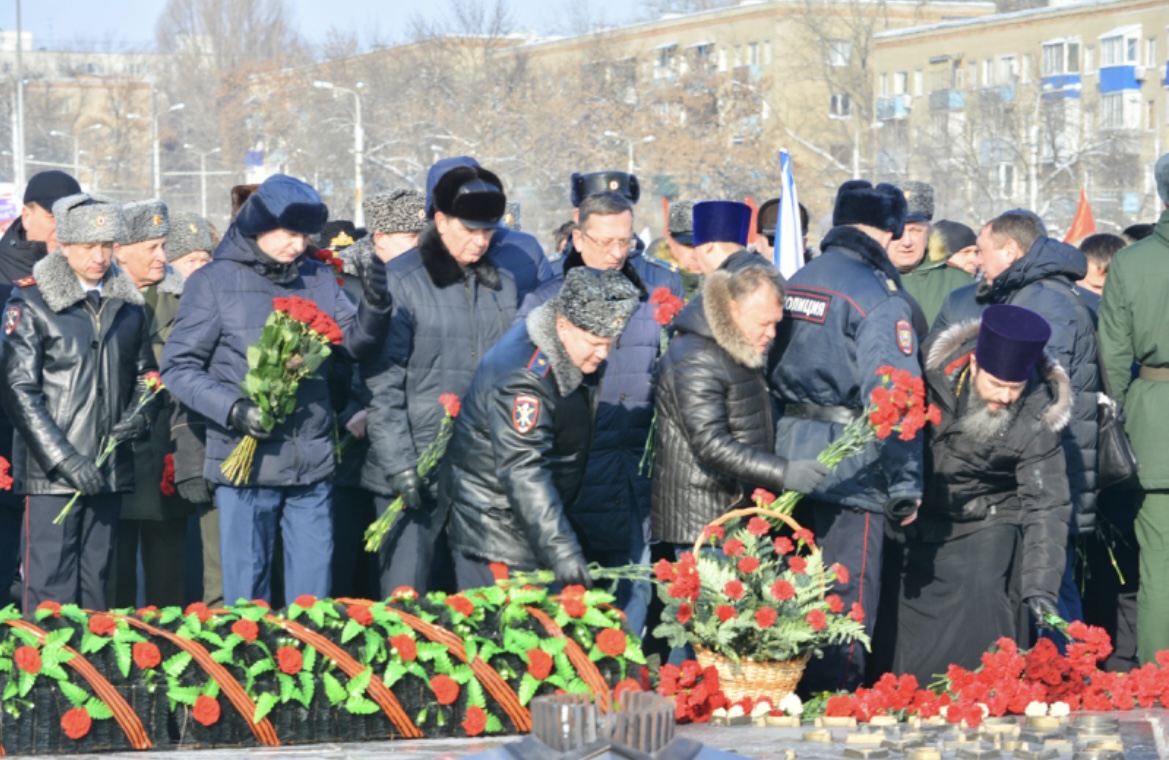 В МВД Пензы почтили память погибших воинов