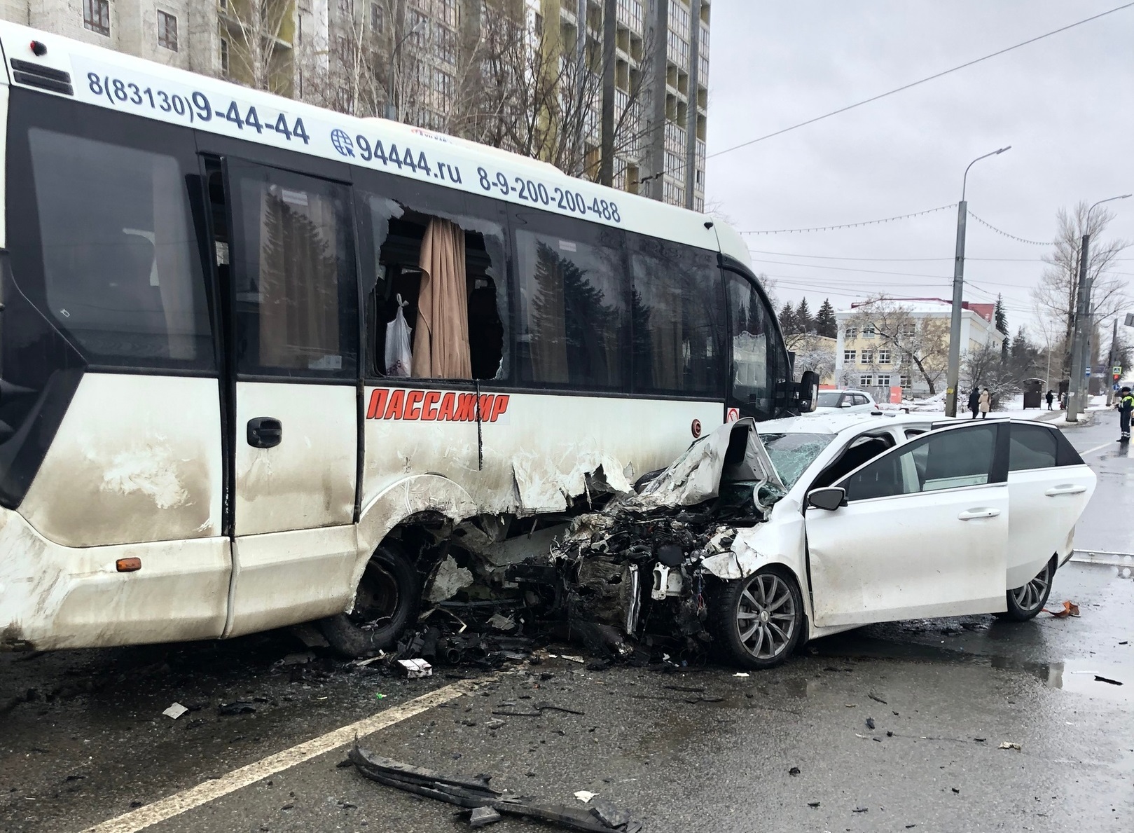 В Пензе автобус с пассажирами попал в двойное смертельное ДТП