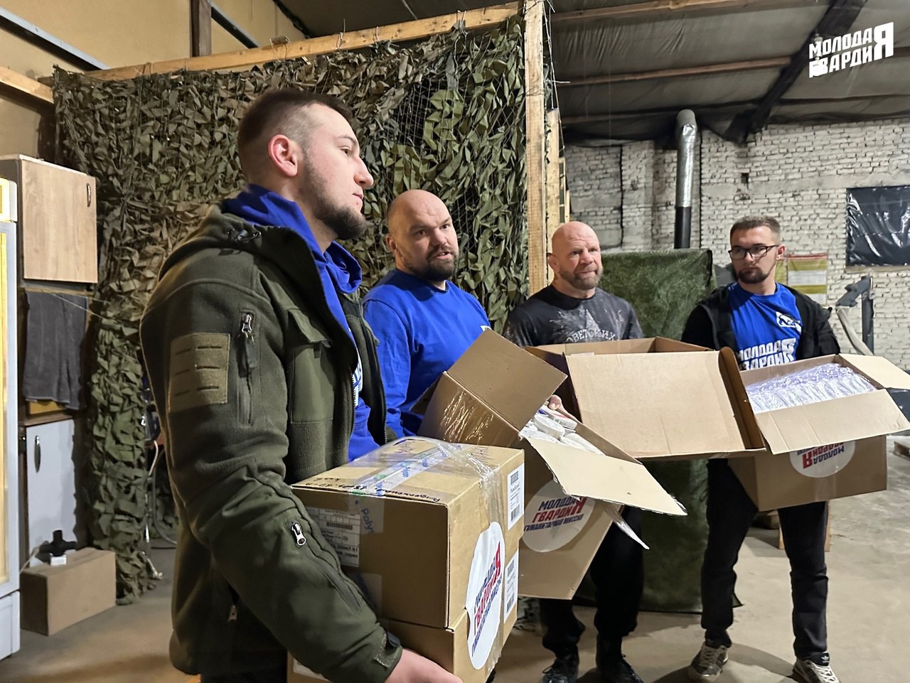 Пензенские волонтеры доставили в войсковую часть ЛНР медикаменты