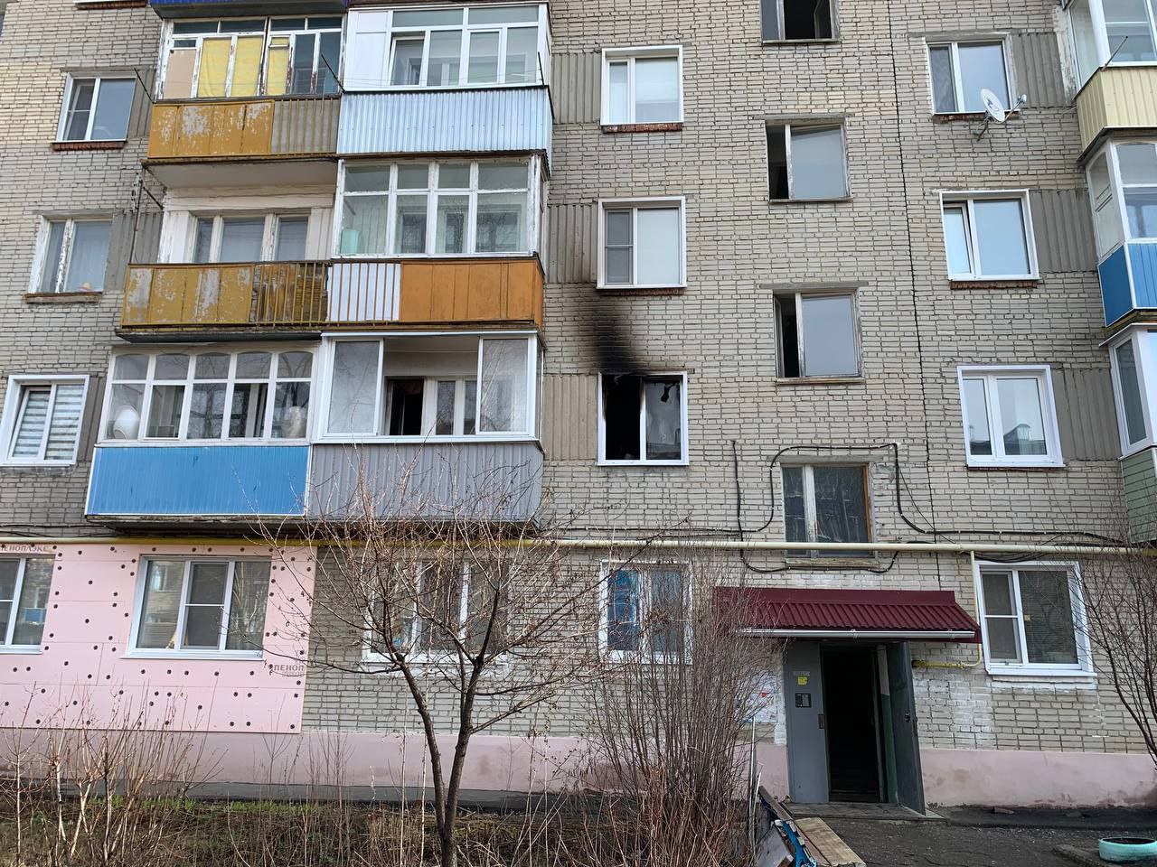 В пожаре на кухне дома в Кузнецке пострадал годовалый ребенок и двое взрослых