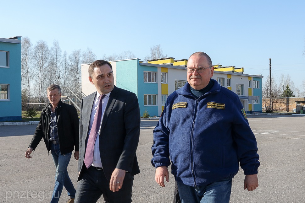Губернатор Пензенской области посетил детский лагерь Юность