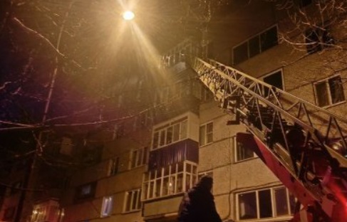 В Пензе в ночь Пасху произошел серьезный пожар в многоэтажке