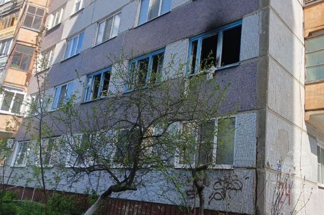 В Пензе 23 апреля из-за пожара в многоэтажке эвакуировали 10 человек
