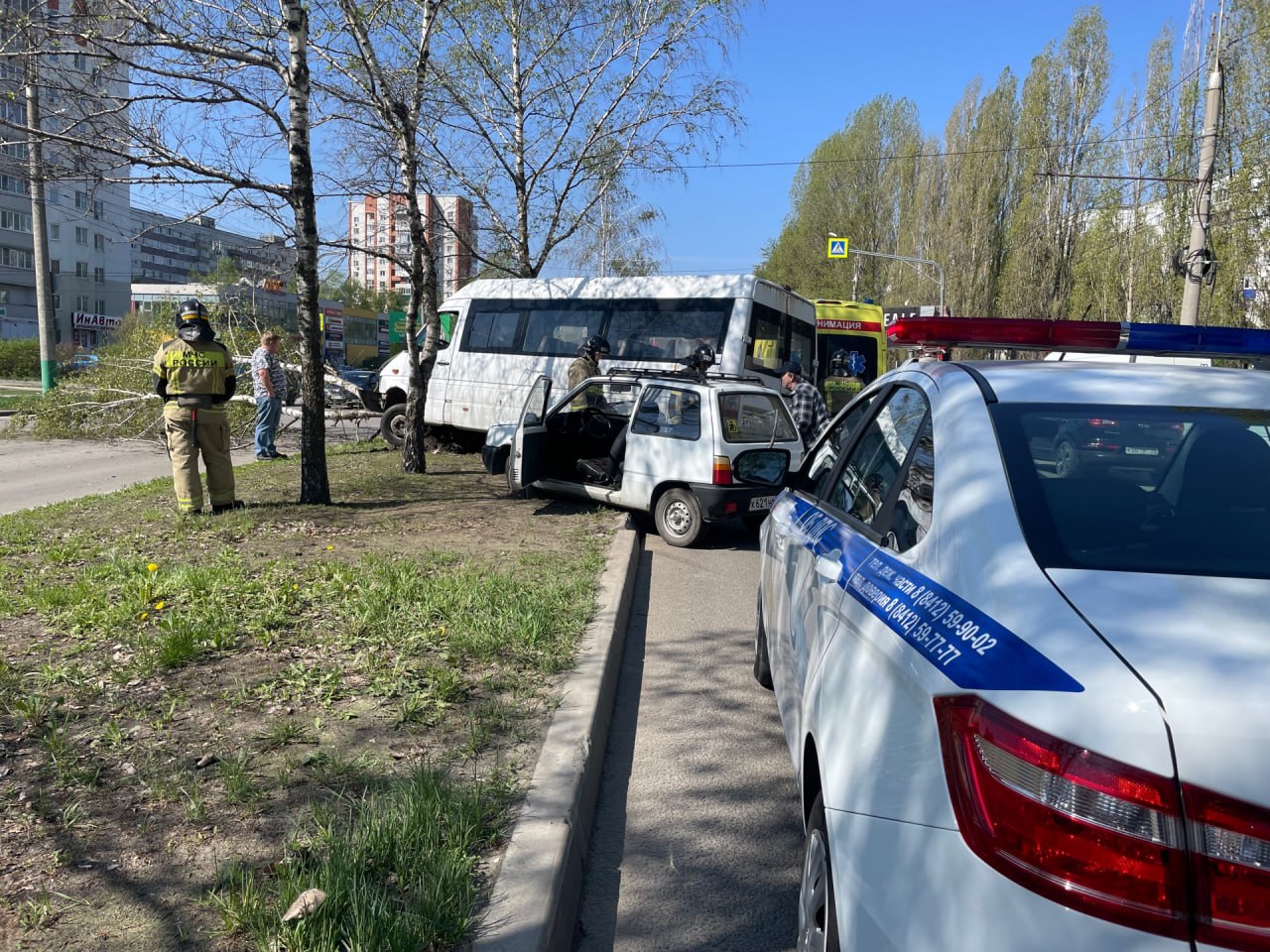 В аварии на проспекте Строителей в Пензе пострадал водитель маршрутки и 6 пассажиров