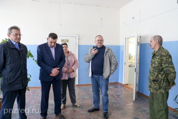 На ремонт школы в Колышлейском районе по поручению Олега Мельниченко выделят 15 миллионов