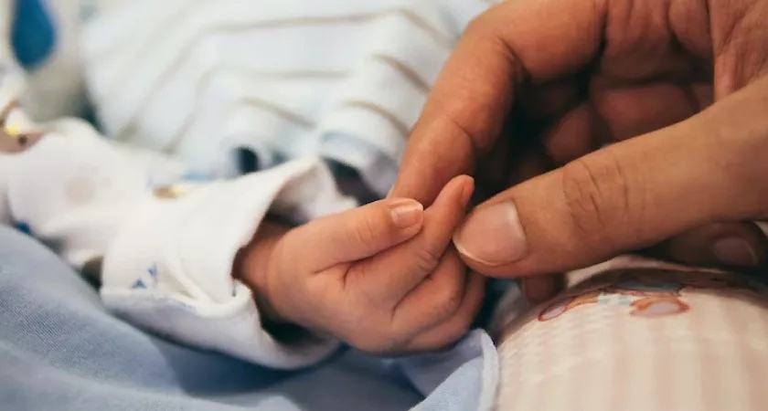 Мальчик весом 2,9 кг родился первым в День защиты детей в перинатальном центре Пензы