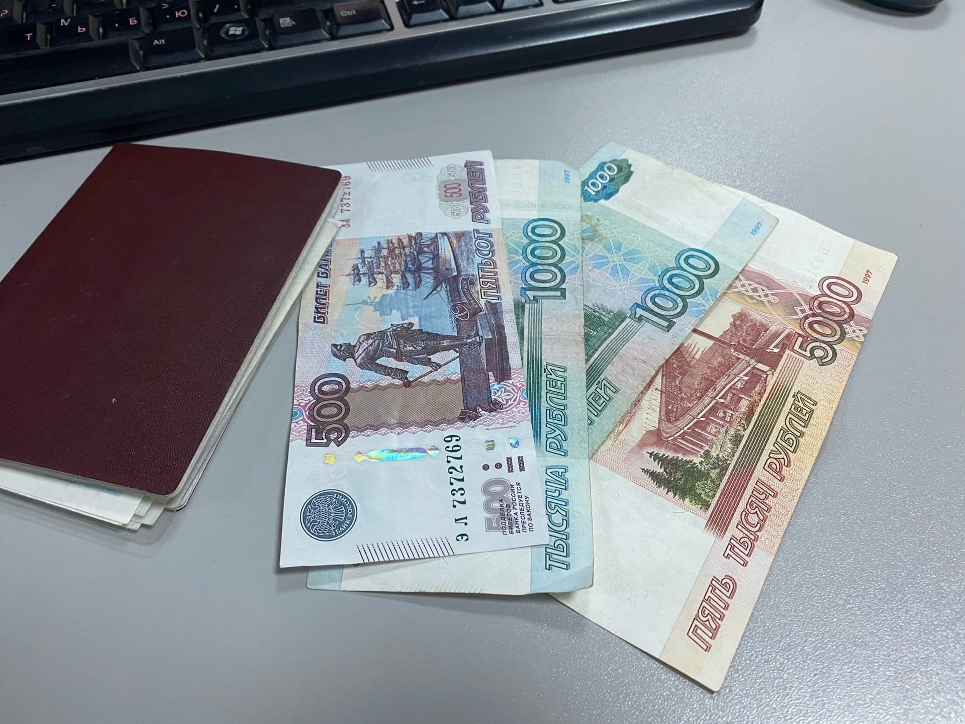 Пензячка заплатит знакомой 20 тысяч рублей за обвинение в занятии проституцией