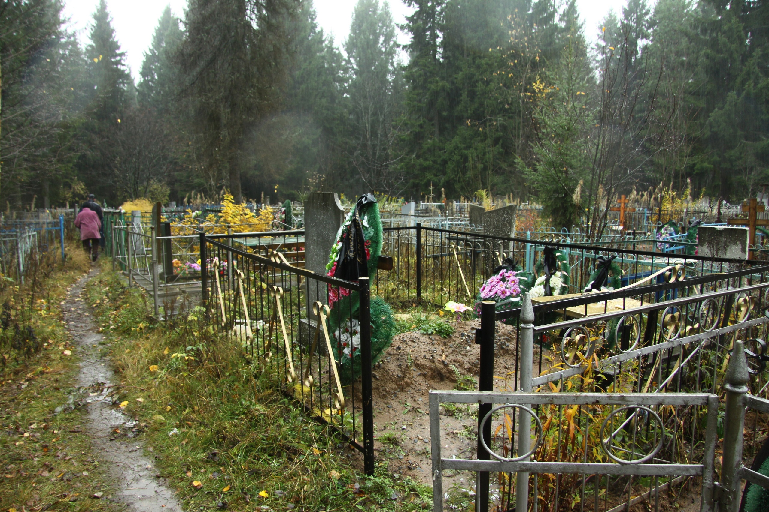 В Пензе на замену ограждений на трех кладбищах направят 2 миллиона 