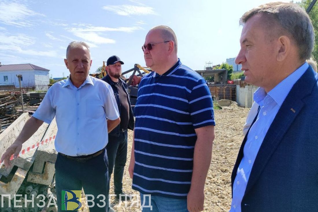Олег Мельниченко поручил сдать строящуюся поликлинику в Кузнецке раньше срока 