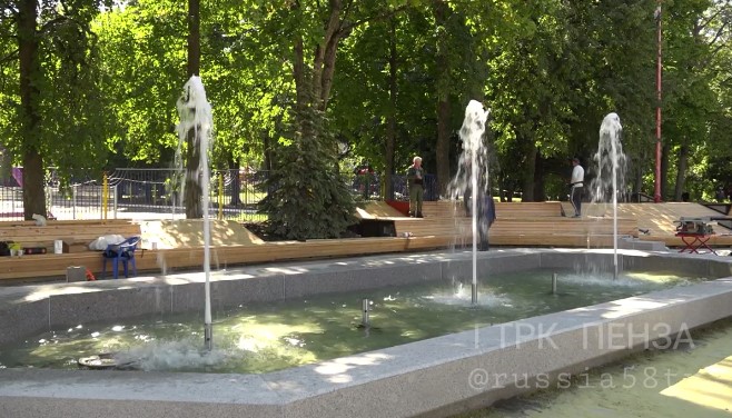 В Пензе прошел тестовый запуск нового фонтана в парке Белинского