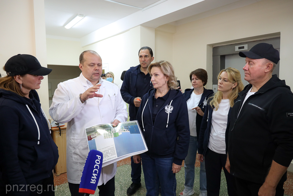 Представители Совета Федерации оценили условия работы корпуса областной детской больницы в Пензе