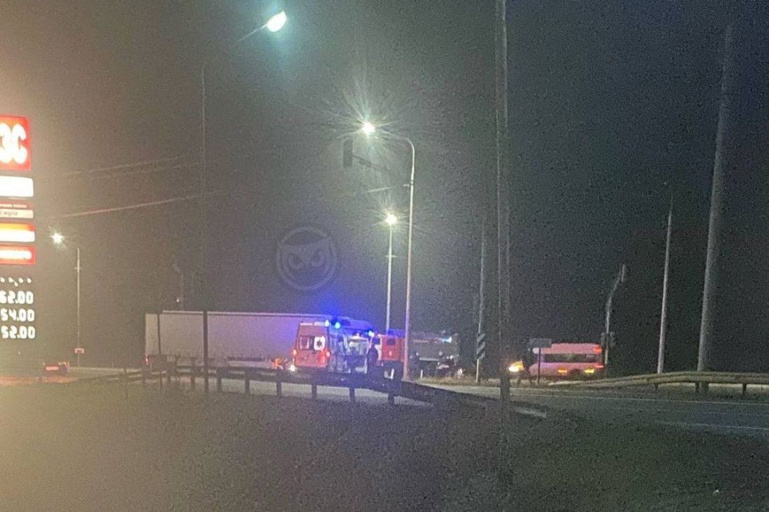 В Пензенской области столкнулись грузовик и легковушка, пострадали двое