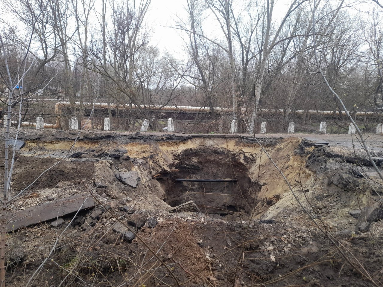 Глава Кузнецка прокомментировал ситуацию с разрушением дороги на Белинского