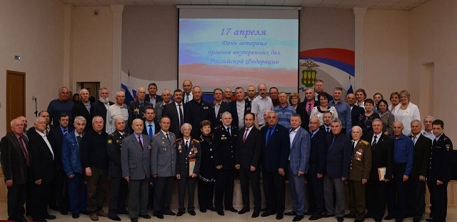 В региональном УМВД России поздравили ветеранов органов внутренних дел