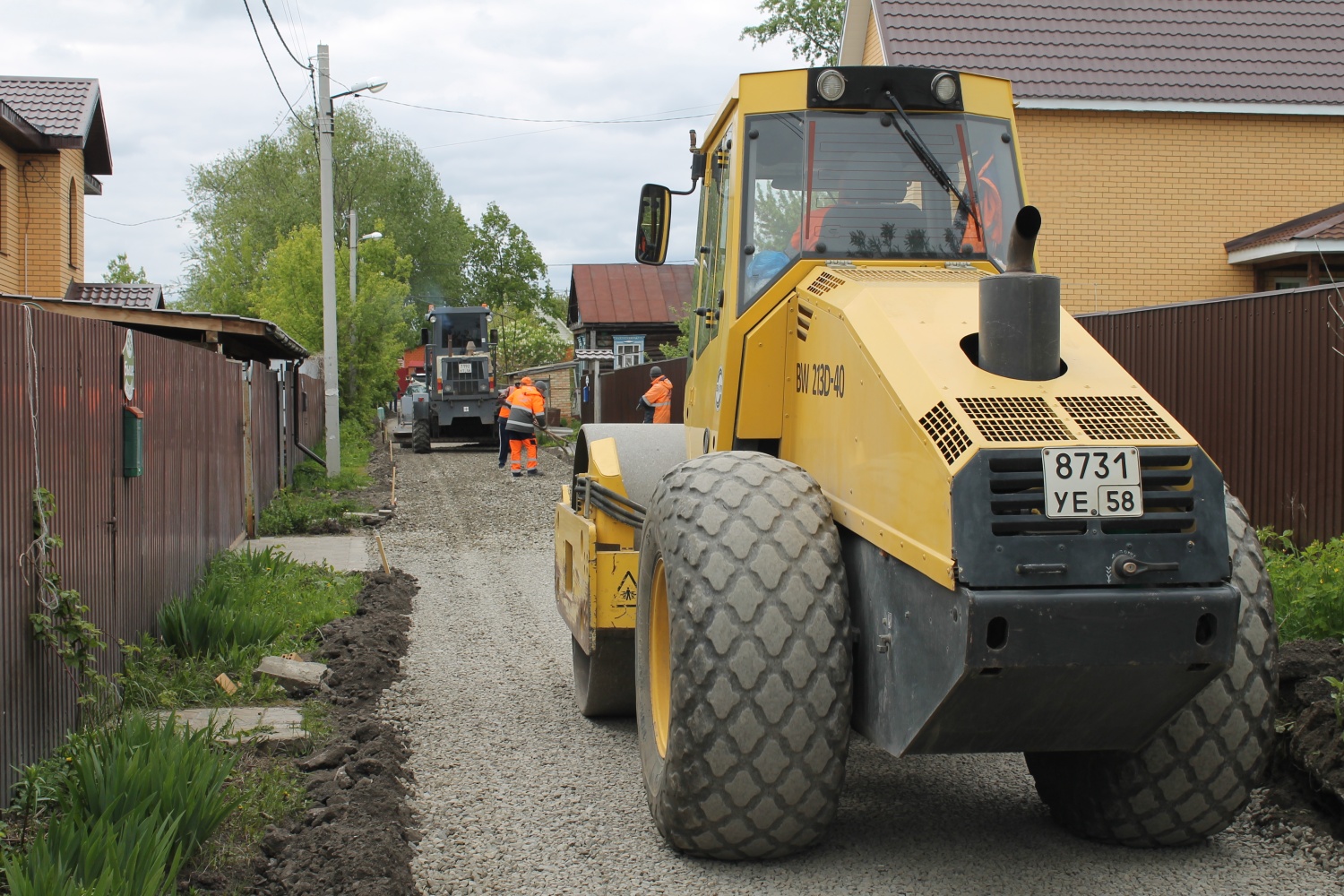 Пензенские общественники проверили ход ремонта дороги по ул. Ставропольской