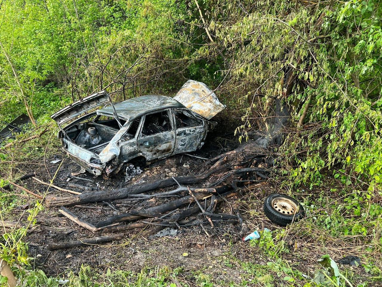 В Пензенской области 14-летние подростки устроили ДТП и едва не сгорели