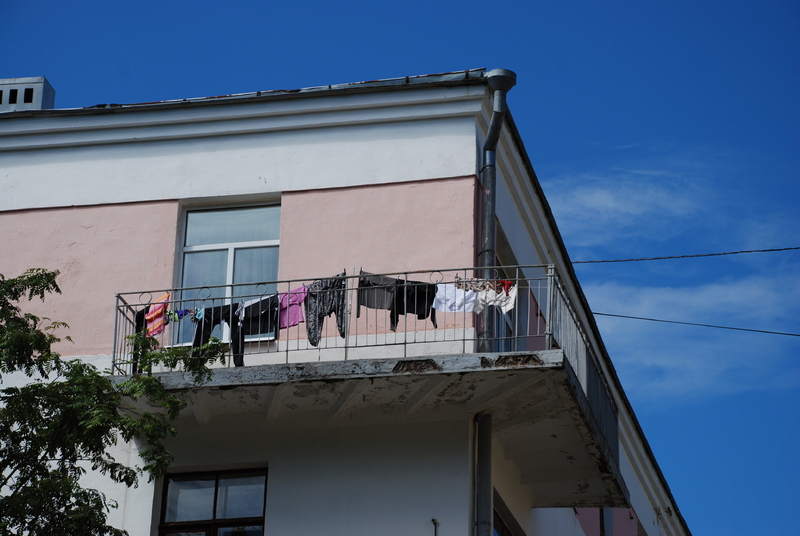 Собственникам жилья грозит законное подселение незнакомцев в их квартиру. Россияне замерли в шоке