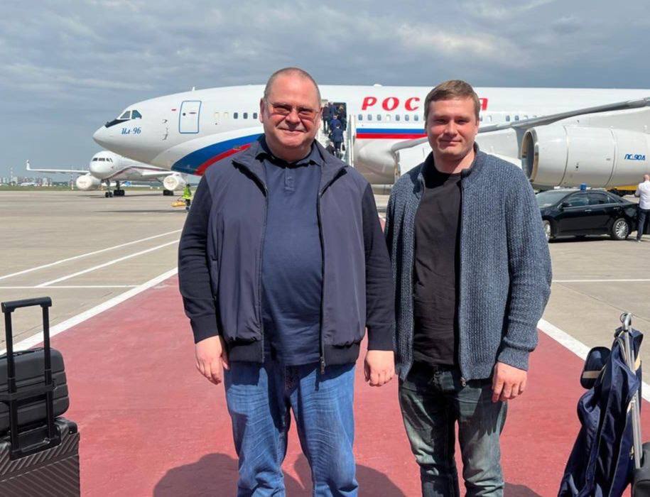 Олег Мельниченко прибыл с рабочим визитом в Ташкент 