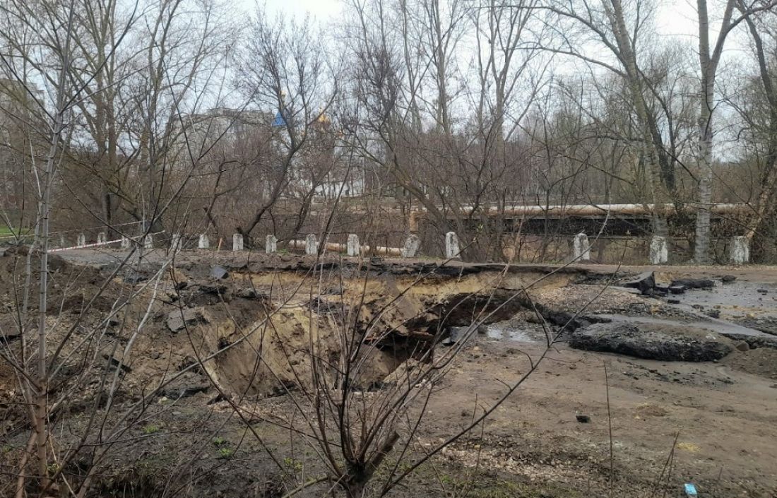 Златогорский раскритиковал за медлительность работ у моста через Дуванный овраг