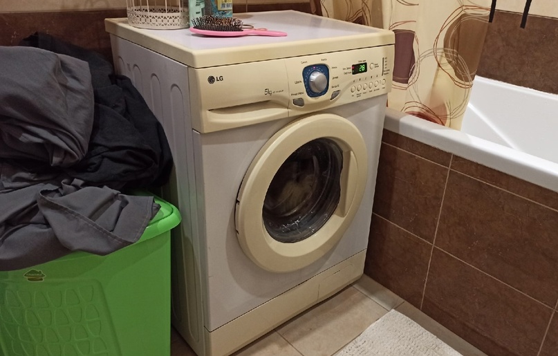 После начала стирки, а не до: узнала в 33, как правильно засыпать порошок в машинку  и даже жёлтые подмышки станут белее снега